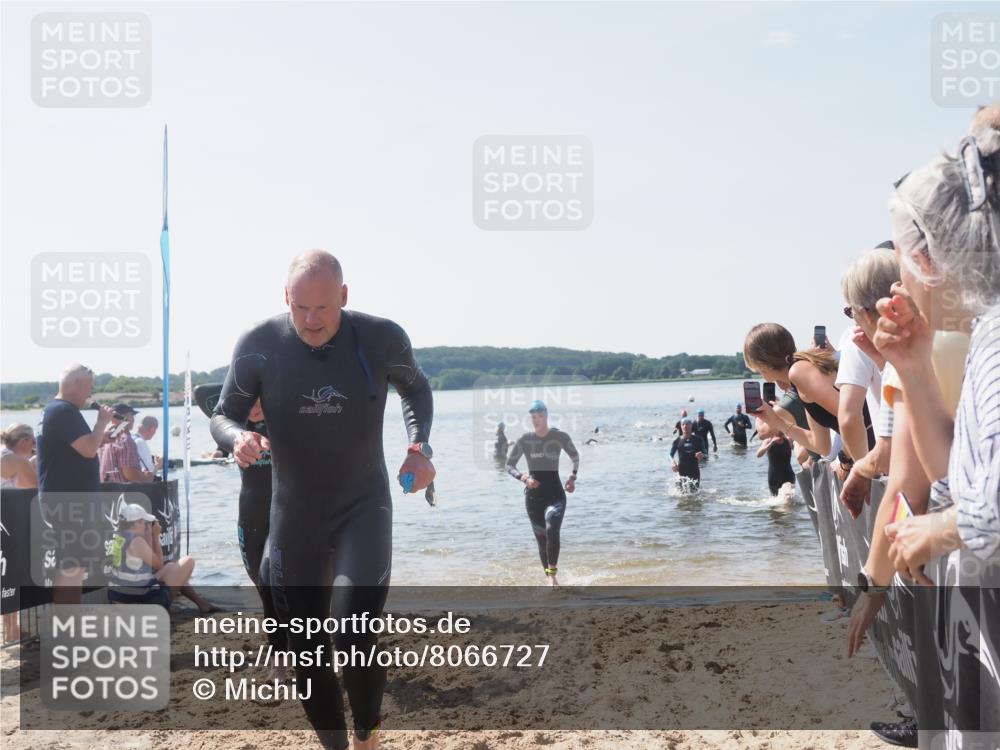 22.06.2025 - Viking Triathlon MichiJ http://msf.ph/oto/8066727 22.06.2025 10:35:10 Schwimmen 139, 157, 204, 296, 365, 475, 495, 508, 660 meine-sportfotos.de