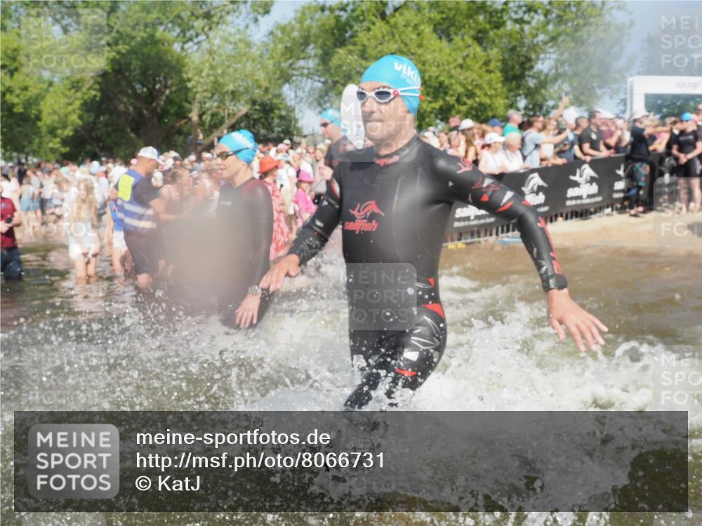 22.06.2025 - Viking Triathlon KatJ http://msf.ph/oto/8066731 22.06.2025 10:07:30 Schwimmen 23, 121, 155, 213, 235, 256, 270, 285, 317, 342, 343, 353, 421, 476, 484, 531 meine-sportfotos.de