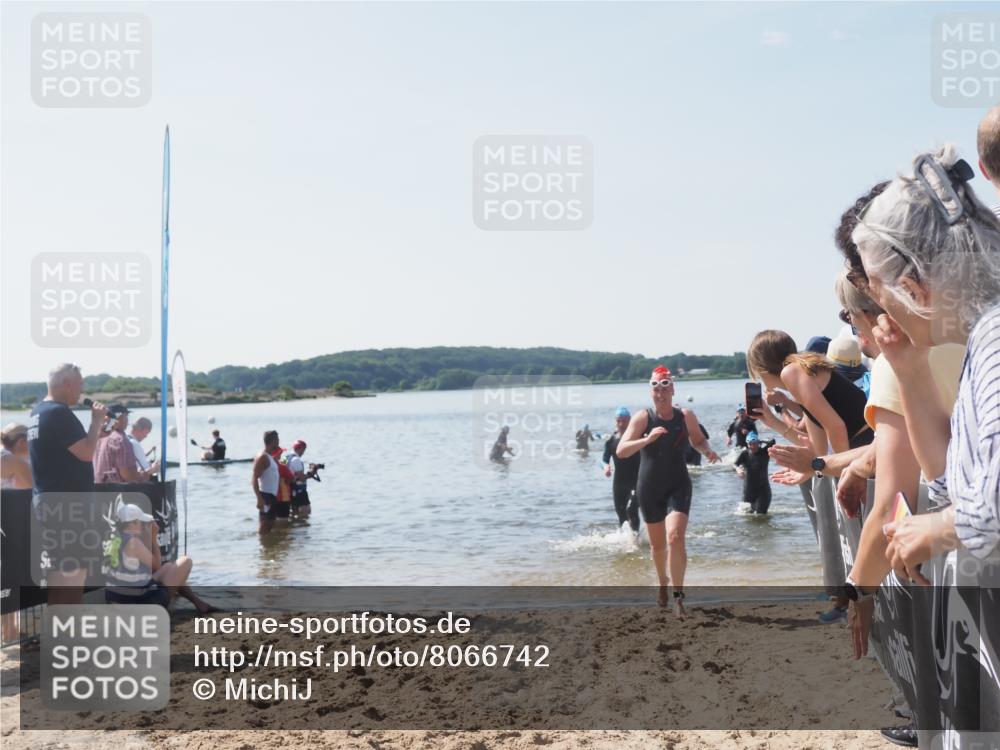 22.06.2025 - Viking Triathlon MichiJ http://msf.ph/oto/8066742 22.06.2025 10:35:15 Schwimmen 139, 157, 204, 296, 365, 508, 632, 660 meine-sportfotos.de