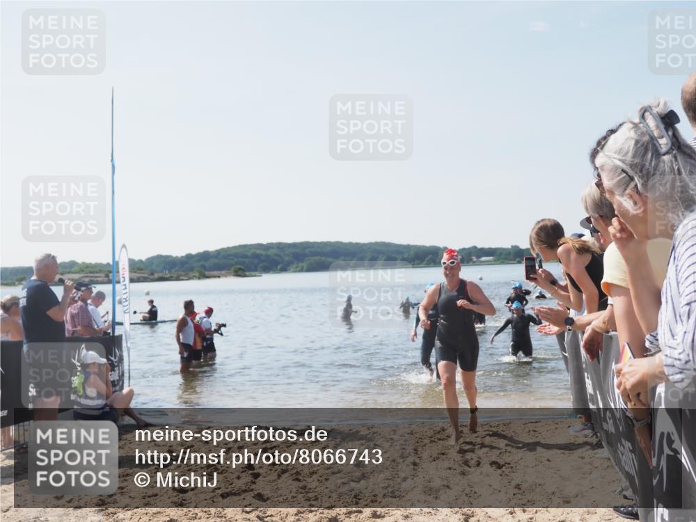 22.06.2025 - Viking Triathlon MichiJ http://msf.ph/oto/8066743 22.06.2025 10:35:15 Schwimmen 139, 157, 204, 296, 365, 508, 632, 660 meine-sportfotos.de