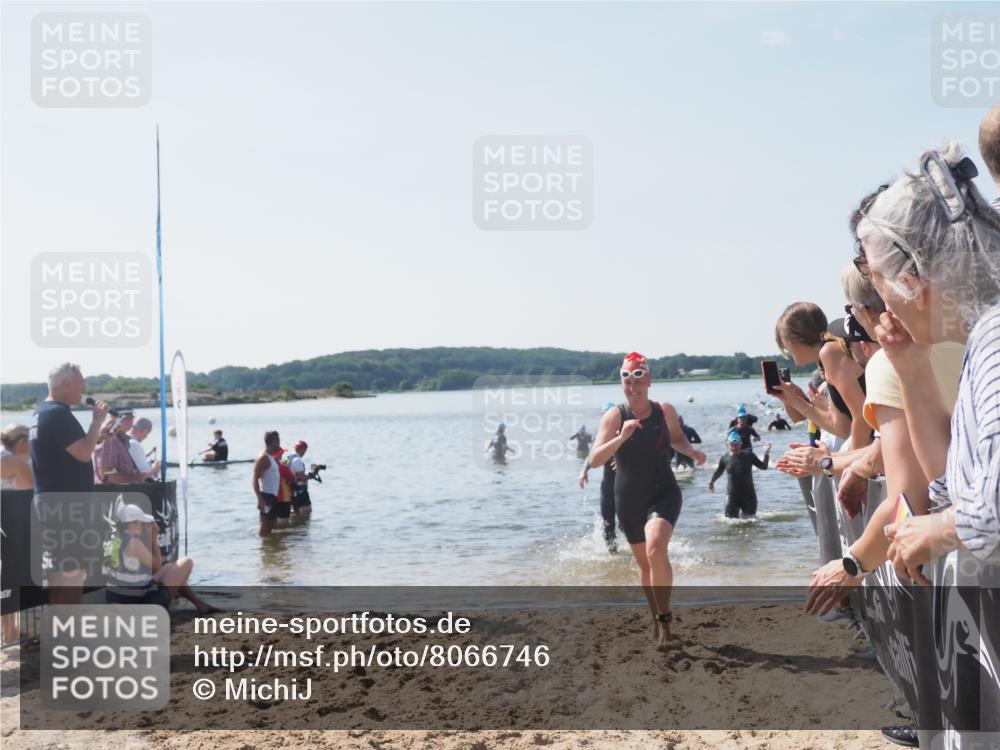 22.06.2025 - Viking Triathlon MichiJ http://msf.ph/oto/8066746 22.06.2025 10:35:15 Schwimmen 139, 157, 204, 296, 365, 508, 632, 660 meine-sportfotos.de