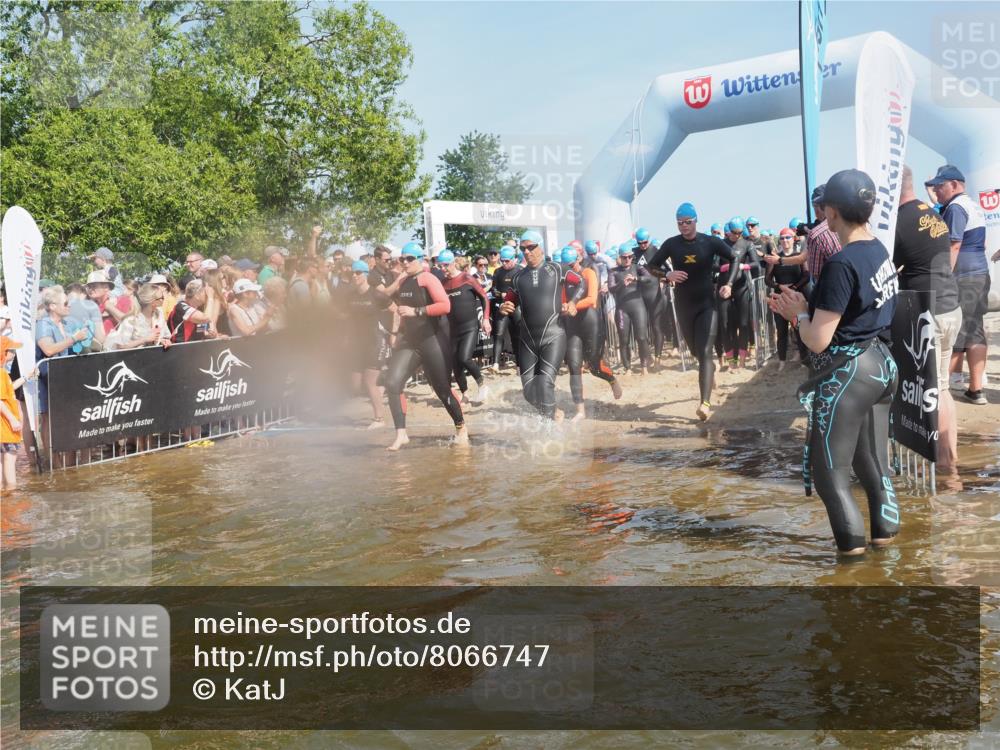 22.06.2025 - Viking Triathlon KatJ http://msf.ph/oto/8066747 22.06.2025 10:07:33 Schwimmen 23, 121, 155, 213, 235, 270, 285, 317, 342, 353, 476, 484, 615 meine-sportfotos.de