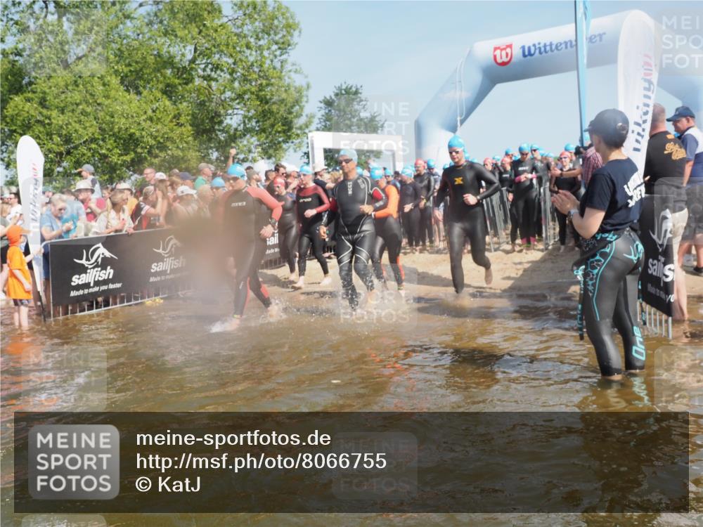 22.06.2025 - Viking Triathlon KatJ http://msf.ph/oto/8066755 22.06.2025 10:07:33 Schwimmen 23, 121, 155, 213, 235, 270, 285, 317, 342, 353, 476, 484, 615 meine-sportfotos.de