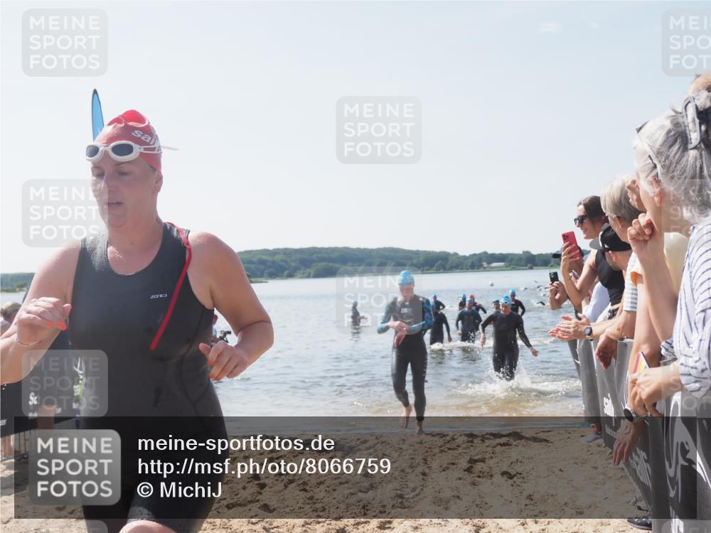 22.06.2025 - Viking Triathlon MichiJ http://msf.ph/oto/8066759 22.06.2025 10:35:17 Schwimmen 139, 157, 204, 296, 320, 365, 395, 482, 508, 632, 660 meine-sportfotos.de