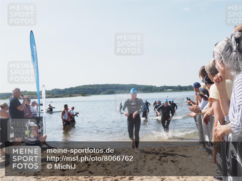 22.06.2025 - Viking Triathlon MichiJ http://msf.ph/oto/8066762 22.06.2025 10:35:18 Schwimmen 107, 139, 157, 204, 296, 320, 365, 395, 482, 508, 632 meine-sportfotos.de