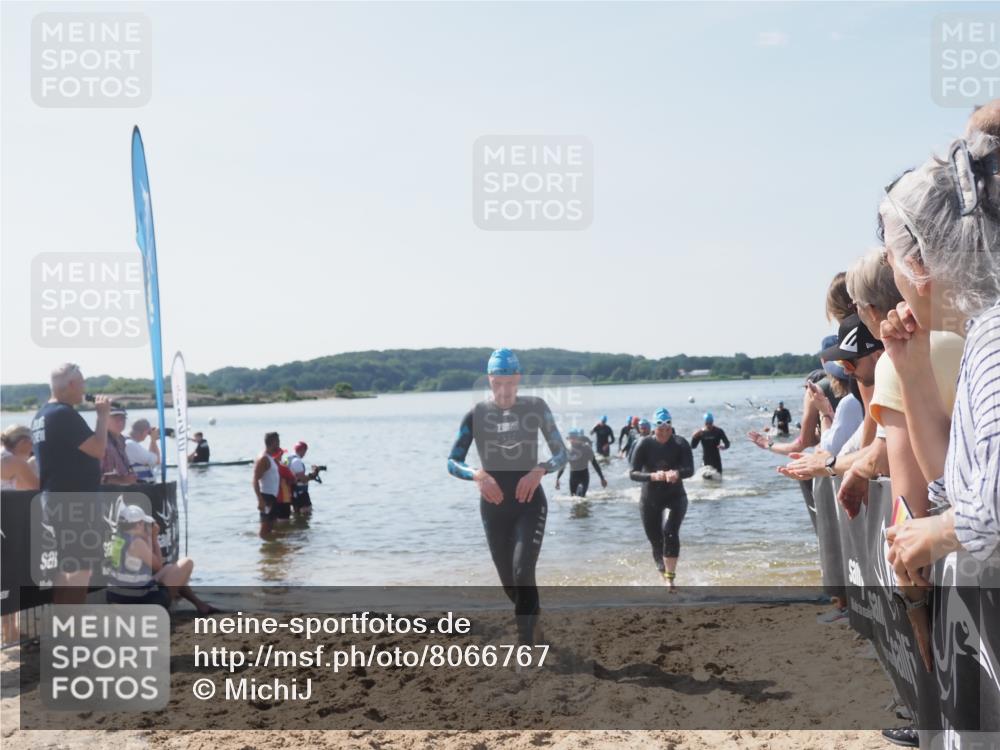 22.06.2025 - Viking Triathlon MichiJ http://msf.ph/oto/8066767 22.06.2025 10:35:19 Schwimmen 107, 139, 157, 204, 296, 320, 365, 395, 482, 508, 632 meine-sportfotos.de