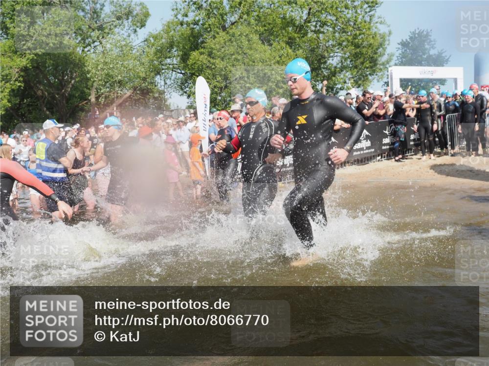 22.06.2025 - Viking Triathlon KatJ http://msf.ph/oto/8066770 22.06.2025 10:07:35 Schwimmen 23, 121, 143, 213, 235, 270, 285, 317, 342, 353, 363, 436, 476, 484, 547, 615, 621 meine-sportfotos.de