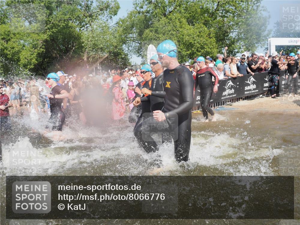 22.06.2025 - Viking Triathlon KatJ http://msf.ph/oto/8066776 22.06.2025 10:07:36 Schwimmen 23, 121, 143, 213, 235, 270, 285, 317, 342, 353, 363, 436, 476, 484, 547, 615, 621 meine-sportfotos.de