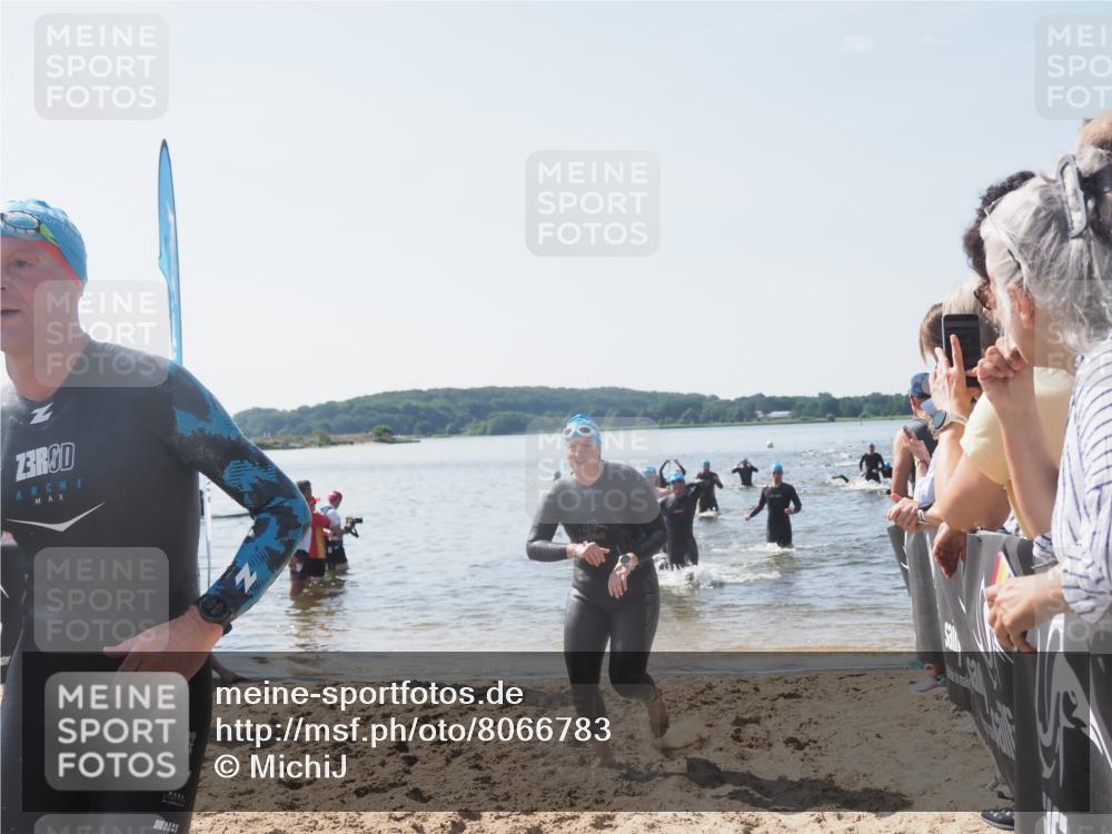 22.06.2025 - Viking Triathlon MichiJ http://msf.ph/oto/8066783 22.06.2025 10:35:21 Schwimmen 107, 139, 204, 296, 320, 365, 395, 482, 508, 632 meine-sportfotos.de