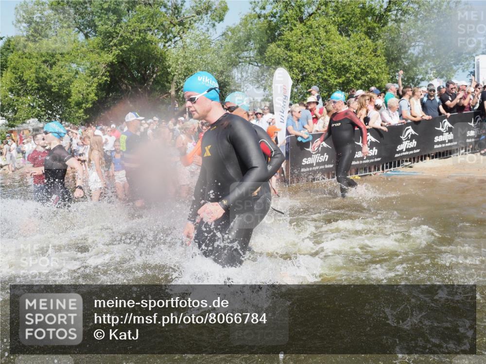 22.06.2025 - Viking Triathlon KatJ http://msf.ph/oto/8066784 22.06.2025 10:07:36 Schwimmen 23, 121, 143, 213, 235, 270, 285, 317, 342, 353, 363, 436, 476, 484, 547, 615, 621 meine-sportfotos.de
