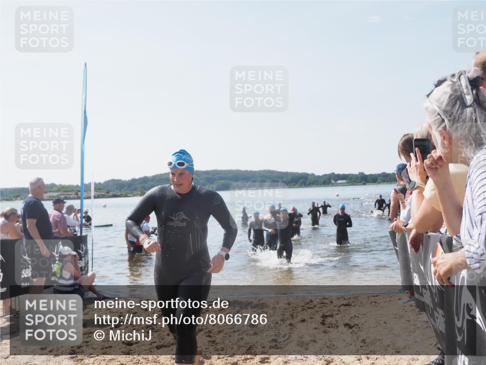 22.06.2025 - Viking Triathlon MichiJ http://msf.ph/oto/8066786 22.06.2025 10:35:21 Schwimmen 107, 139, 204, 296, 320, 365, 395, 482, 508, 632 meine-sportfotos.de