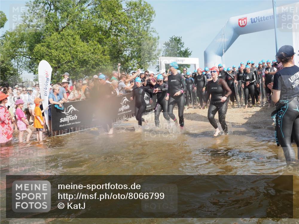 22.06.2025 - Viking Triathlon KatJ http://msf.ph/oto/8066799 22.06.2025 10:07:39 Schwimmen 16, 23, 102, 121, 143, 263, 270, 285, 363, 436, 476, 484, 503, 547, 615, 621, 624 meine-sportfotos.de