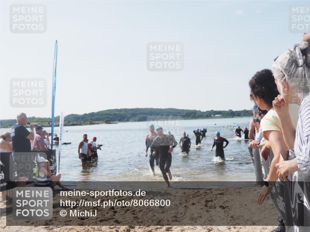 22.06.2025 - Viking Triathlon MichiJ http://msf.ph/oto/8066800 22.06.2025 10:35:23 Schwimmen 107, 127, 204, 296, 320, 365, 395, 482, 508, 632 meine-sportfotos.de