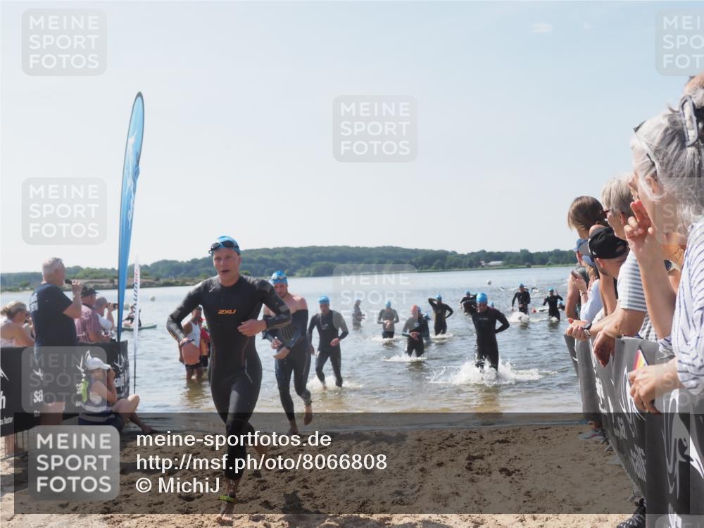 22.06.2025 - Viking Triathlon MichiJ http://msf.ph/oto/8066808 22.06.2025 10:35:25 Schwimmen 107, 127, 204, 296, 320, 365, 395, 415, 482, 508, 632 meine-sportfotos.de