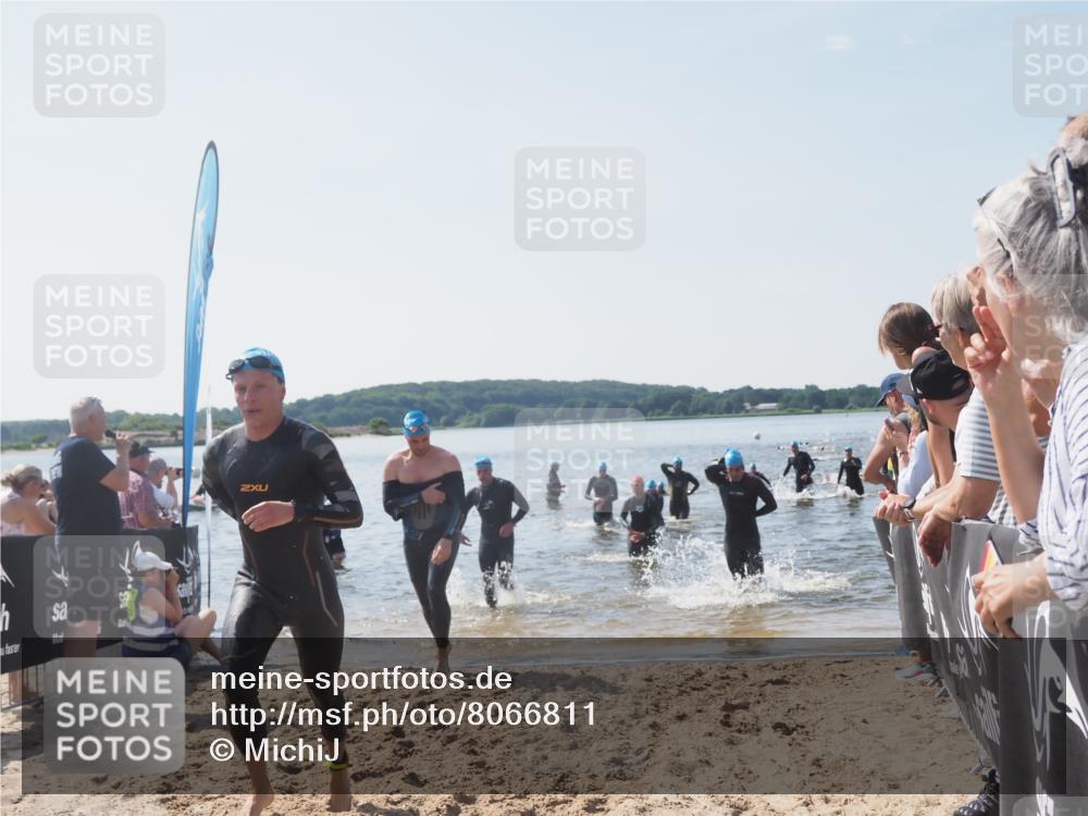 22.06.2025 - Viking Triathlon MichiJ http://msf.ph/oto/8066811 22.06.2025 10:35:25 Schwimmen 107, 127, 204, 296, 320, 365, 395, 415, 482, 508, 632 meine-sportfotos.de