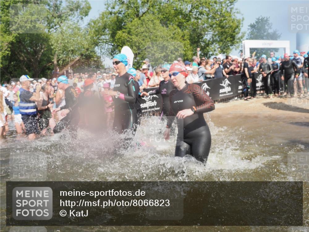 22.06.2025 - Viking Triathlon KatJ http://msf.ph/oto/8066823 22.06.2025 10:07:40 Schwimmen 16, 23, 102, 121, 143, 263, 270, 285, 363, 436, 476, 484, 503, 547, 615, 621, 624 meine-sportfotos.de