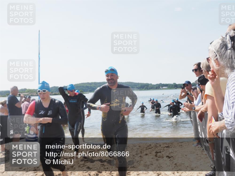 22.06.2025 - Viking Triathlon MichiJ http://msf.ph/oto/8066866 22.06.2025 10:35:36 Schwimmen 20, 47, 62, 107, 127, 134, 154, 320, 395, 415, 482, 602 meine-sportfotos.de