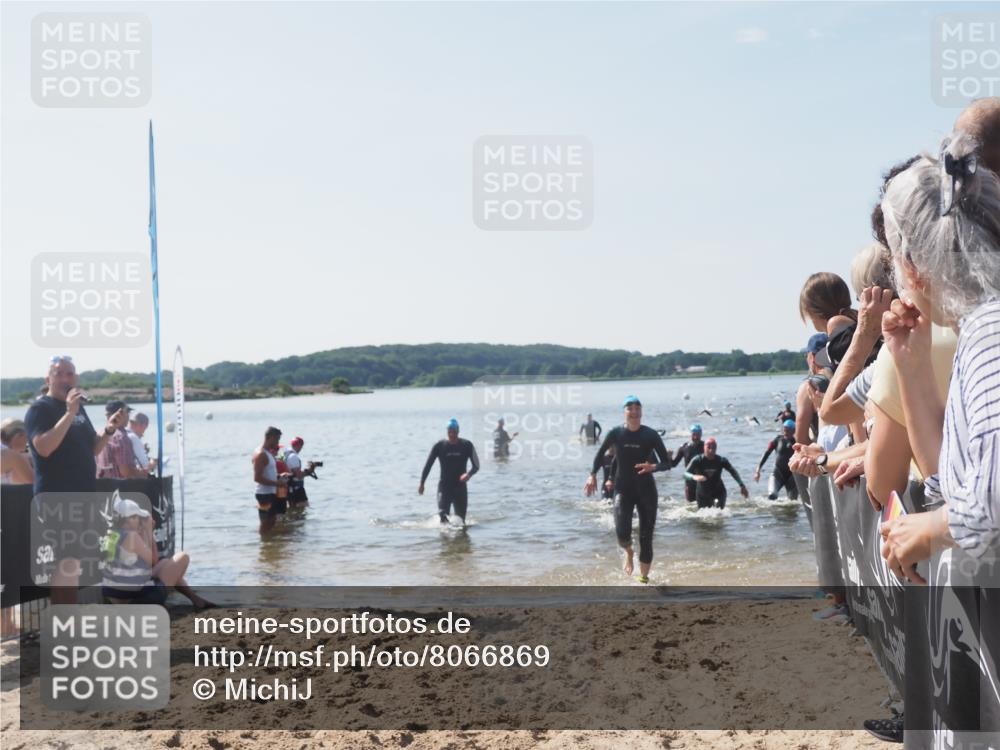 22.06.2025 - Viking Triathlon MichiJ http://msf.ph/oto/8066869 22.06.2025 10:35:40 Schwimmen 20, 47, 62, 127, 134, 154, 415, 602 meine-sportfotos.de