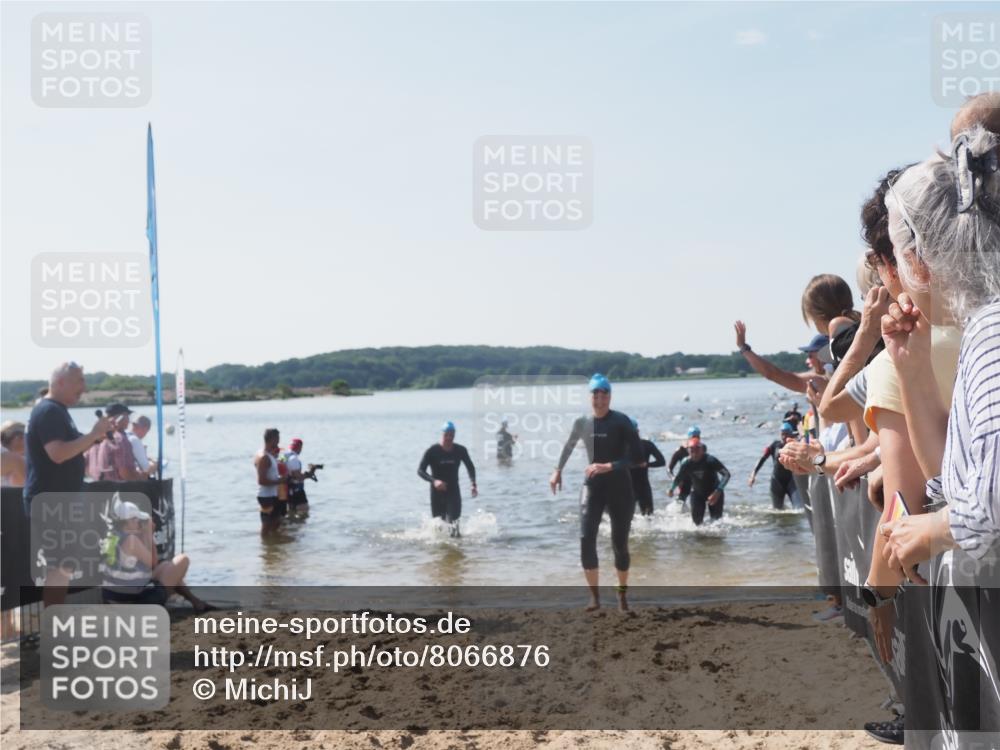 22.06.2025 - Viking Triathlon MichiJ http://msf.ph/oto/8066876 22.06.2025 10:35:41 Schwimmen 20, 47, 62, 127, 134, 154, 415, 602 meine-sportfotos.de