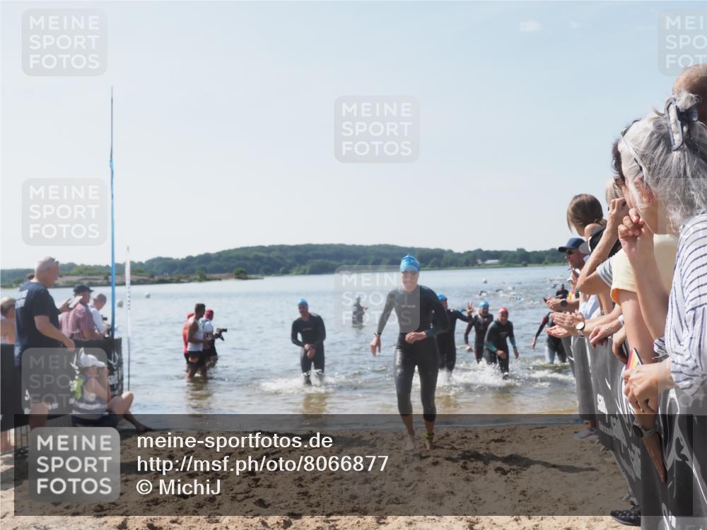 22.06.2025 - Viking Triathlon MichiJ http://msf.ph/oto/8066877 22.06.2025 10:35:42 Schwimmen 20, 47, 62, 127, 134, 154, 415, 552, 602 meine-sportfotos.de