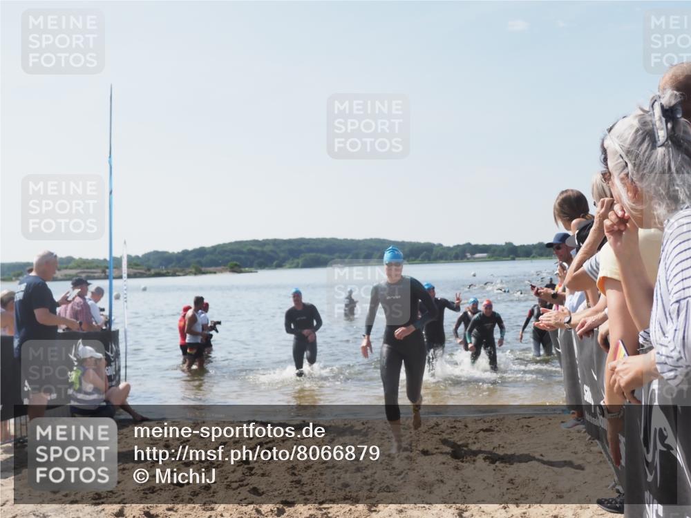 22.06.2025 - Viking Triathlon MichiJ http://msf.ph/oto/8066879 22.06.2025 10:35:42 Schwimmen 20, 47, 62, 127, 134, 154, 415, 552, 602 meine-sportfotos.de