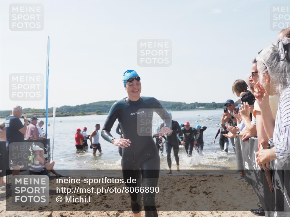 22.06.2025 - Viking Triathlon MichiJ http://msf.ph/oto/8066890 22.06.2025 10:35:43 Schwimmen 20, 47, 62, 127, 134, 154, 415, 552, 602 meine-sportfotos.de