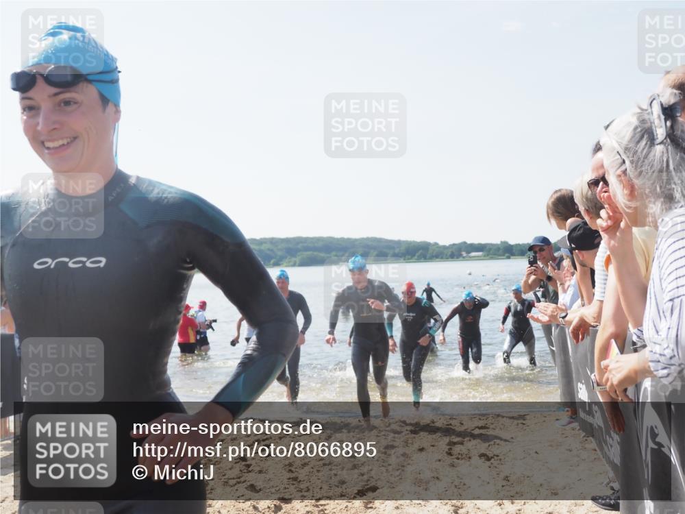 22.06.2025 - Viking Triathlon MichiJ http://msf.ph/oto/8066895 22.06.2025 10:35:44 Schwimmen 20, 47, 62, 127, 134, 154, 265, 415, 552, 602 meine-sportfotos.de