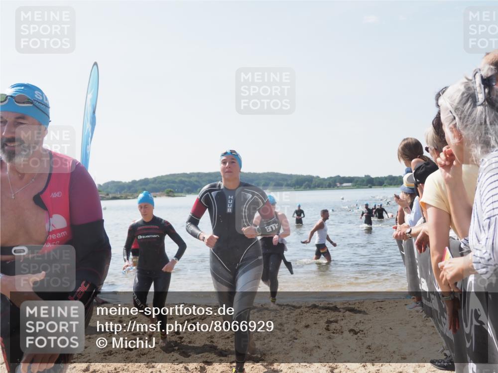 22.06.2025 - Viking Triathlon MichiJ http://msf.ph/oto/8066929 22.06.2025 10:35:49 Schwimmen 20, 47, 62, 154, 265, 552 meine-sportfotos.de