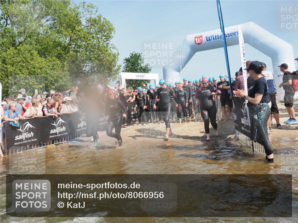 22.06.2025 - Viking Triathlon KatJ http://msf.ph/oto/8066956 22.06.2025 10:07:52 Schwimmen 16, 31, 76, 95, 102, 130, 263, 292, 372, 453, 477, 503, 624, 650 meine-sportfotos.de