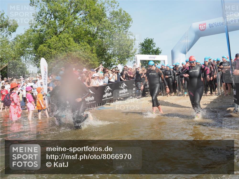 22.06.2025 - Viking Triathlon KatJ http://msf.ph/oto/8066970 22.06.2025 10:07:54 Schwimmen 31, 76, 95, 130, 292, 308, 372, 412, 452, 453, 477, 523, 647, 650 meine-sportfotos.de