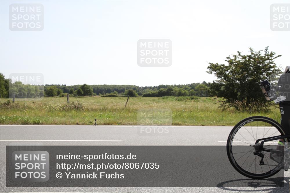 22.06.2025 - Viking Triathlon Yannick Fuchs http://msf.ph/oto/8067035 22.06.2025 11:03:20 Radfahren 4, 100, 641 meine-sportfotos.de