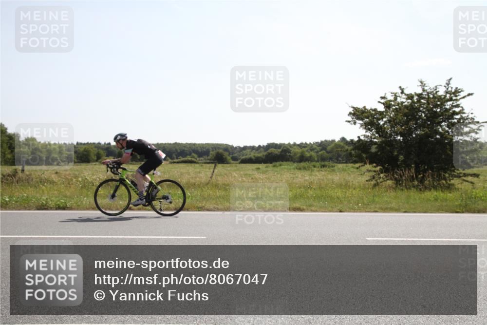 22.06.2025 - Viking Triathlon Yannick Fuchs http://msf.ph/oto/8067047 22.06.2025 11:04:10 Radfahren 211, 601 meine-sportfotos.de