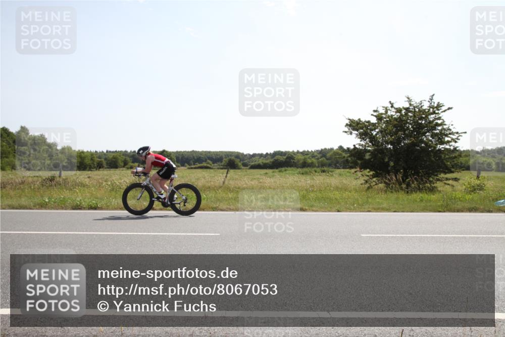 22.06.2025 - Viking Triathlon Yannick Fuchs http://msf.ph/oto/8067053 22.06.2025 11:04:48 Radfahren 266, 336, 511 meine-sportfotos.de