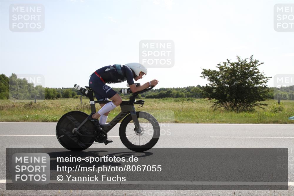 22.06.2025 - Viking Triathlon Yannick Fuchs http://msf.ph/oto/8067055 22.06.2025 11:04:55 Radfahren 156, 167, 557 meine-sportfotos.de