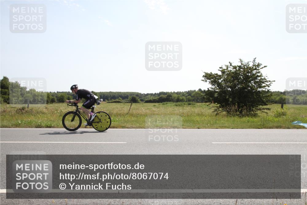 22.06.2025 - Viking Triathlon Yannick Fuchs http://msf.ph/oto/8067074 22.06.2025 11:05:55 Radfahren 314, 375 meine-sportfotos.de