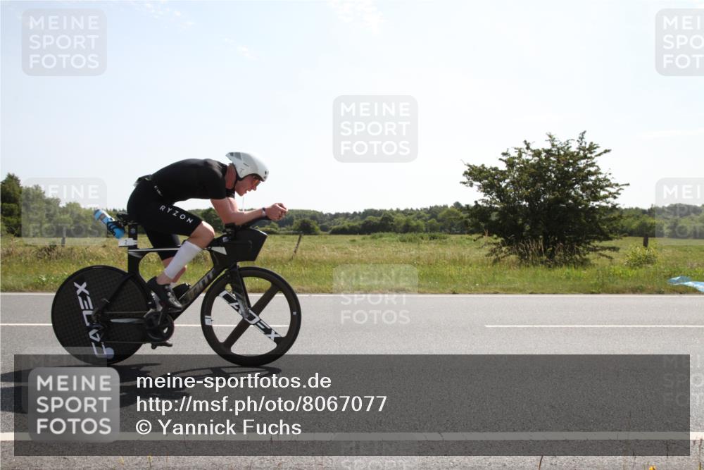 22.06.2025 - Viking Triathlon Yannick Fuchs http://msf.ph/oto/8067077 22.06.2025 11:06:06 Radfahren 1, 2, 530, 610, 655 meine-sportfotos.de