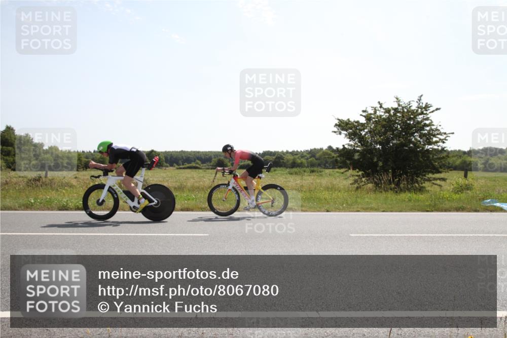 22.06.2025 - Viking Triathlon Yannick Fuchs http://msf.ph/oto/8067080 22.06.2025 11:06:13 Radfahren 44, 171, 281, 644, 655 meine-sportfotos.de