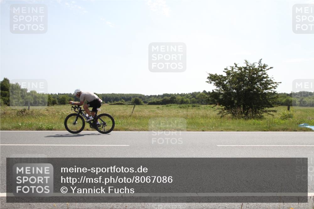 22.06.2025 - Viking Triathlon Yannick Fuchs http://msf.ph/oto/8067086 22.06.2025 11:06:18 Radfahren 78, 153, 281, 487, 644 meine-sportfotos.de