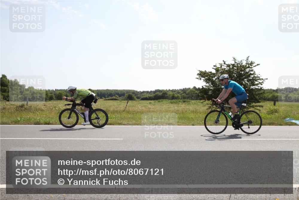 22.06.2025 - Viking Triathlon Yannick Fuchs http://msf.ph/oto/8067121 22.06.2025 11:07:33 Radfahren 128, 220, 450 meine-sportfotos.de