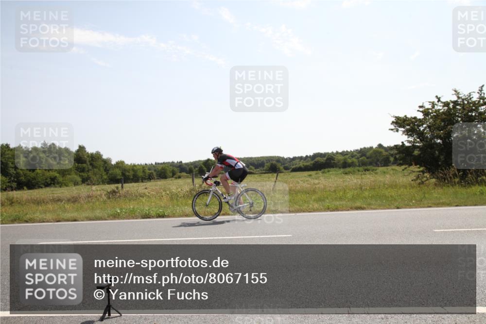 22.06.2025 - Viking Triathlon Yannick Fuchs http://msf.ph/oto/8067155 22.06.2025 11:08:51 Radfahren 315, 384 meine-sportfotos.de