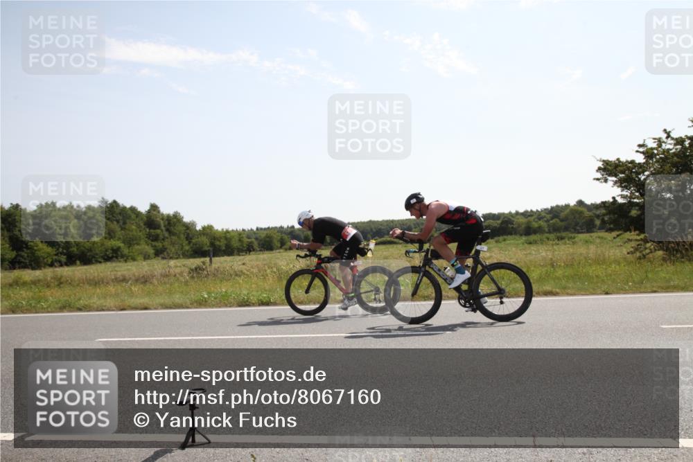 22.06.2025 - Viking Triathlon Yannick Fuchs http://msf.ph/oto/8067160 22.06.2025 11:09:11 Radfahren 15, 66, 159, 186, 272, 327, 447, 627 meine-sportfotos.de