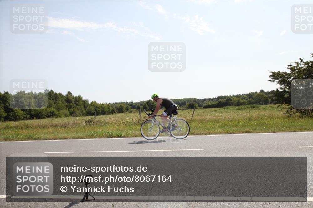 22.06.2025 - Viking Triathlon Yannick Fuchs http://msf.ph/oto/8067164 22.06.2025 11:09:12 Radfahren 15, 66, 159, 186, 272, 327, 447, 627 meine-sportfotos.de