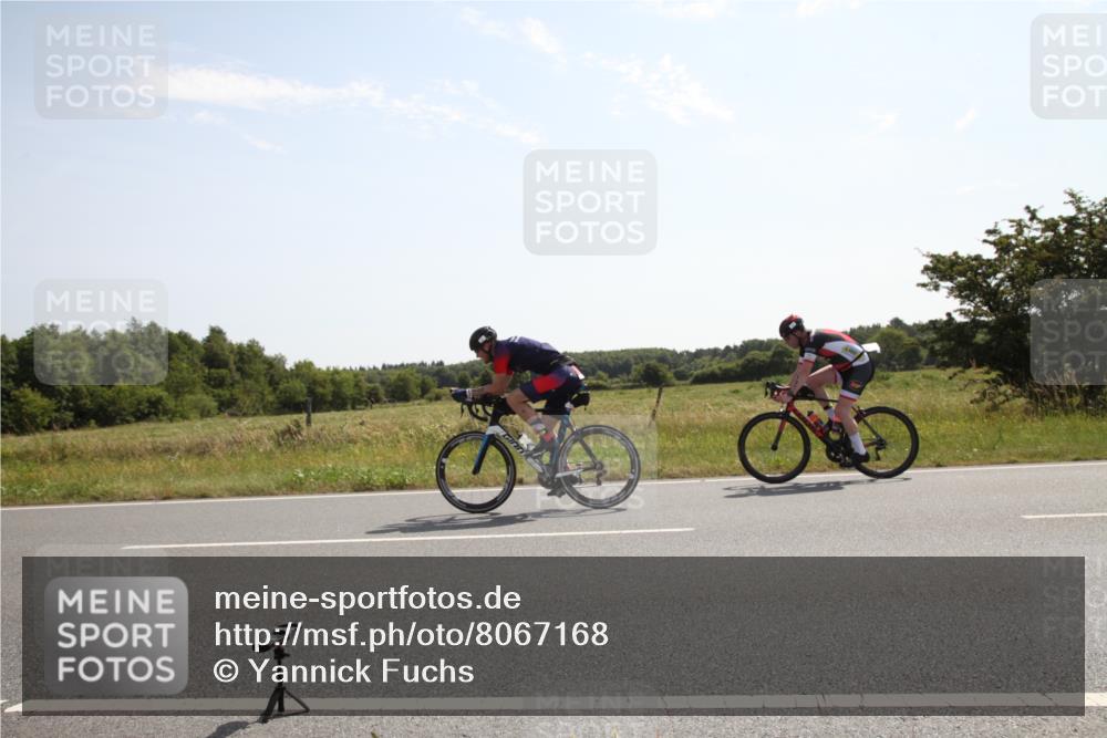 22.06.2025 - Viking Triathlon Yannick Fuchs http://msf.ph/oto/8067168 22.06.2025 11:09:18 Radfahren 159, 199, 621 meine-sportfotos.de