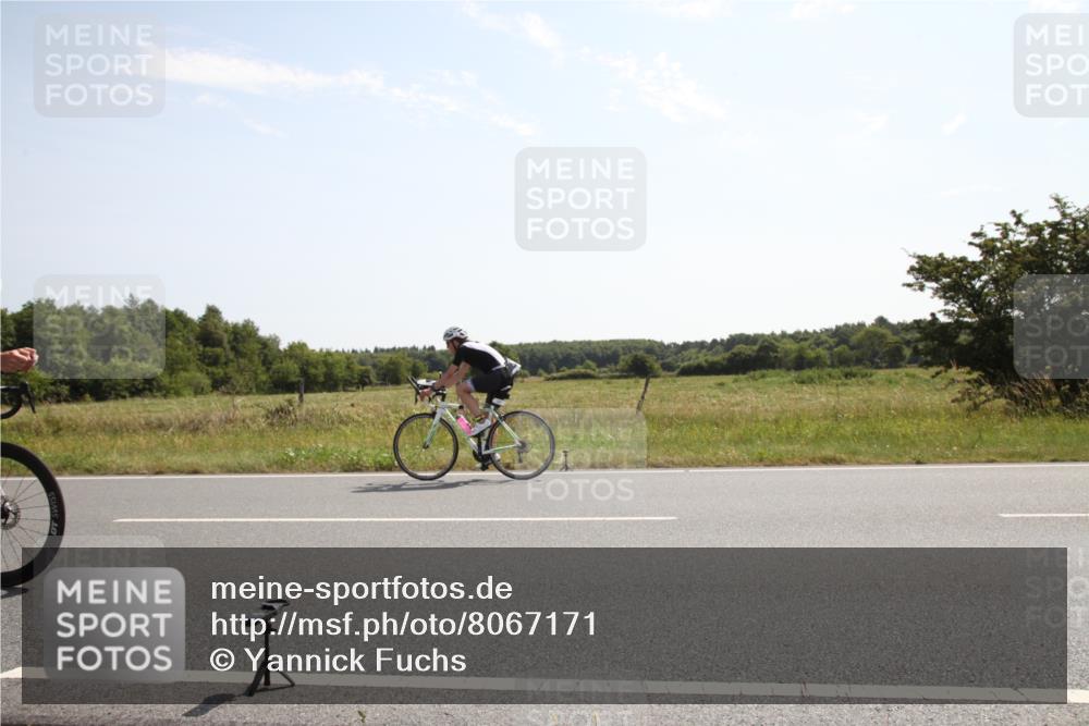 22.06.2025 - Viking Triathlon Yannick Fuchs http://msf.ph/oto/8067171 22.06.2025 11:09:24 Radfahren 16, 109, 290, 343, 420 meine-sportfotos.de