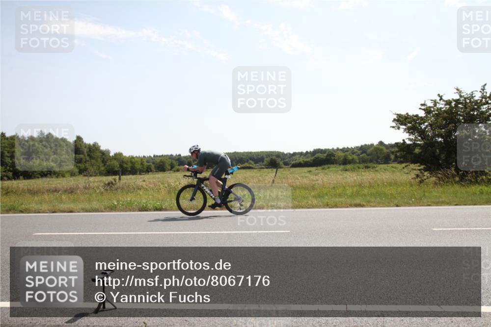 22.06.2025 - Viking Triathlon Yannick Fuchs http://msf.ph/oto/8067176 22.06.2025 11:09:29 Radfahren 16, 26, 95, 326 meine-sportfotos.de