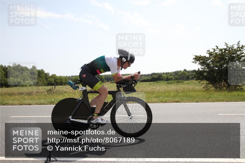 22.06.2025 - Viking Triathlon Yannick Fuchs http://msf.ph/oto/8067189 22.06.2025 11:10:01 Radfahren 289, 367 meine-sportfotos.de
