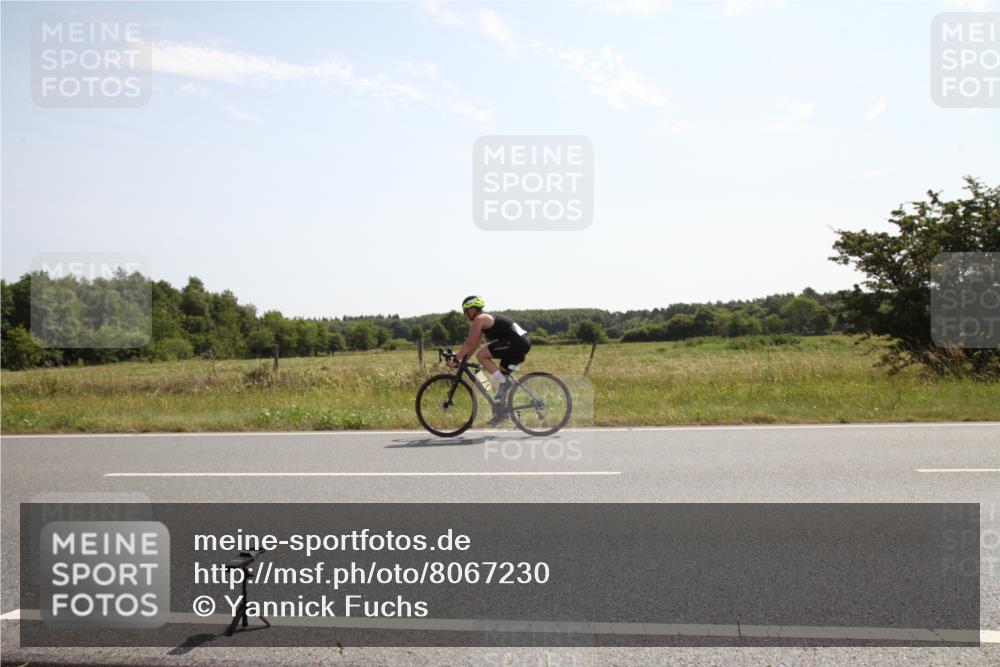 22.06.2025 - Viking Triathlon Yannick Fuchs http://msf.ph/oto/8067230 22.06.2025 11:09:27 Radfahren 16, 26, 95, 109, 290, 326, 420 meine-sportfotos.de