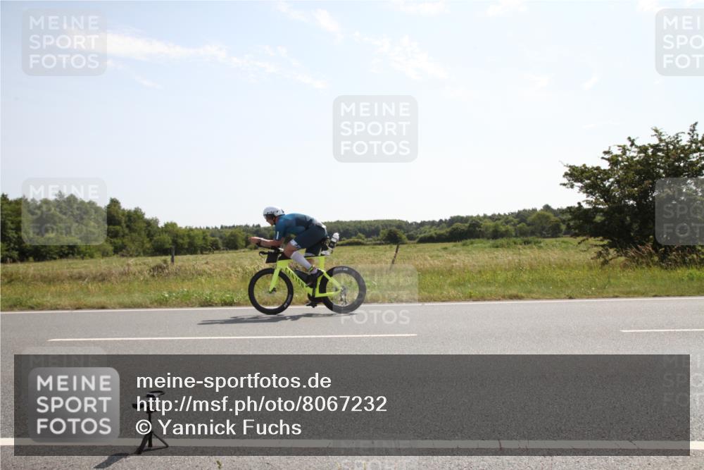 22.06.2025 - Viking Triathlon Yannick Fuchs http://msf.ph/oto/8067232 22.06.2025 11:09:31 Radfahren 26, 95, 326 meine-sportfotos.de