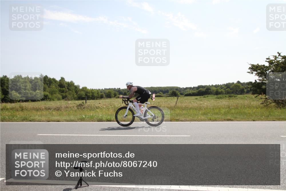 22.06.2025 - Viking Triathlon Yannick Fuchs http://msf.ph/oto/8067240 22.06.2025 11:09:51 Radfahren 318, 442 meine-sportfotos.de