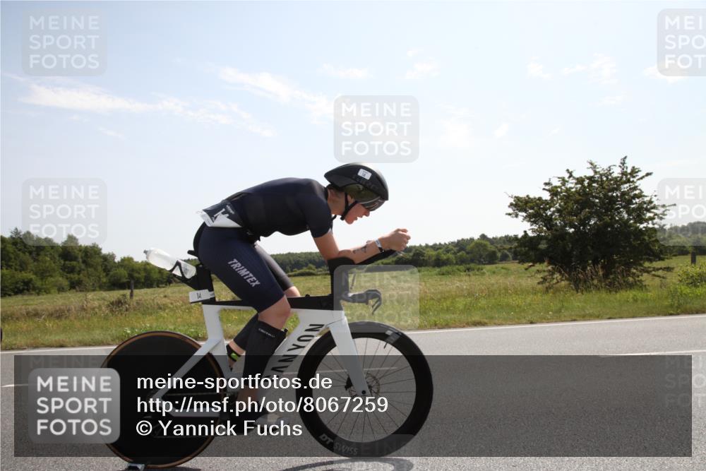 22.06.2025 - Viking Triathlon Yannick Fuchs http://msf.ph/oto/8067259 22.06.2025 11:11:11 Radfahren 14, 328, 519 meine-sportfotos.de